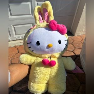 2024 CVS Exclusive Hello Kitty Big Easter Bunny Greeter w/Tags NWT